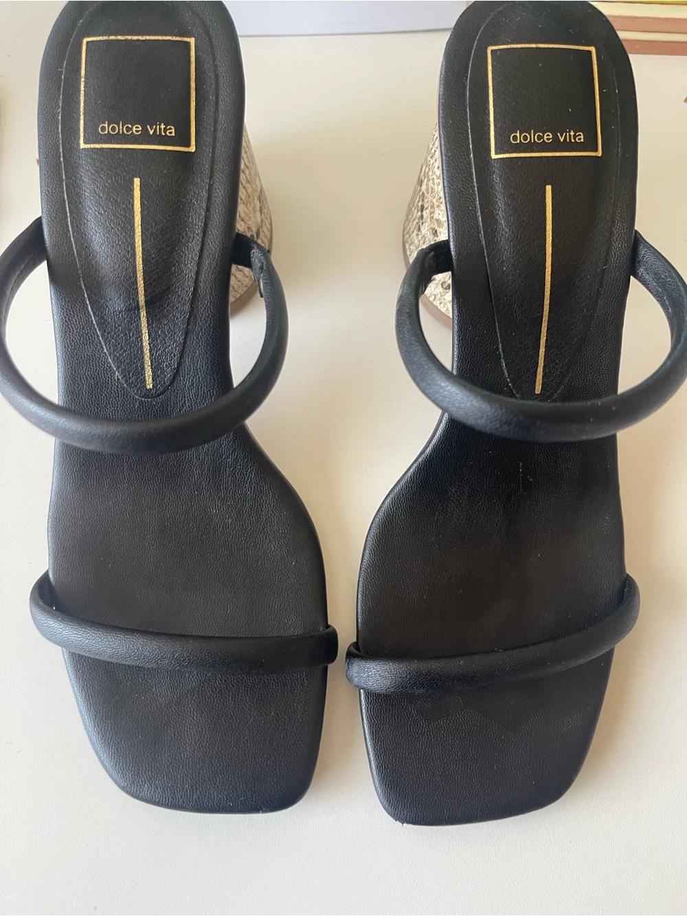 Dolce Vita Black Minimalist Two-Strap Square-Toe Heels